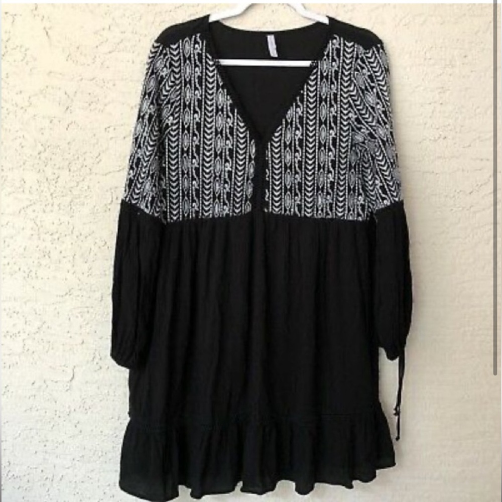 Xhilaration Embroidered Boho Dress